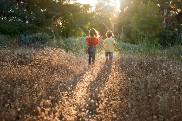 Conectando Crianças à Natureza: Atividades que Despertam a Consciência Ecológica